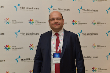 Doç. Dr. Mutlugün’e Genç Bilim İnsanı Ödülü...