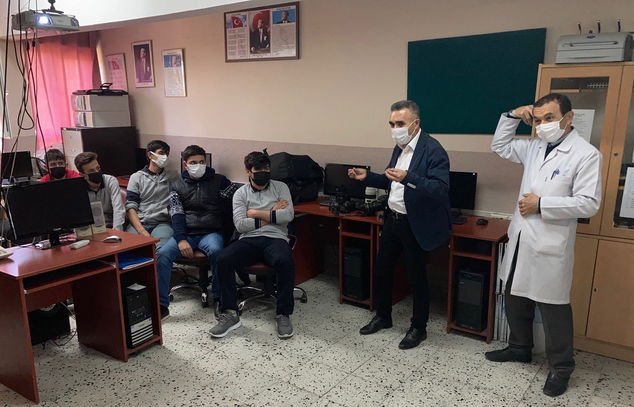 AGÜ’den Temel Fotoğrafçılık Eğitimi