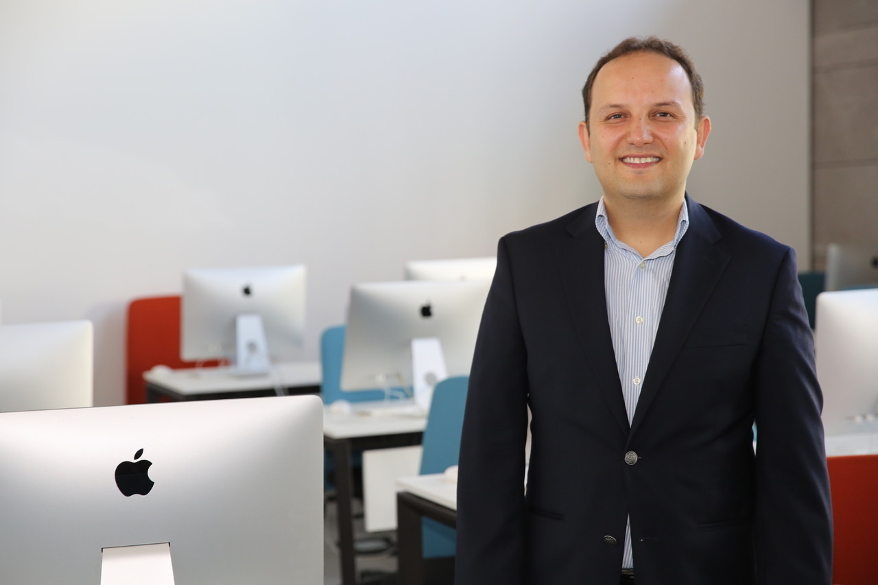 AGÜ Öğretim Üyesi Prof. Güngör, Türkiye’de En İyi İlk 10 Bilim İnsanı Arasında Yer Aldı
